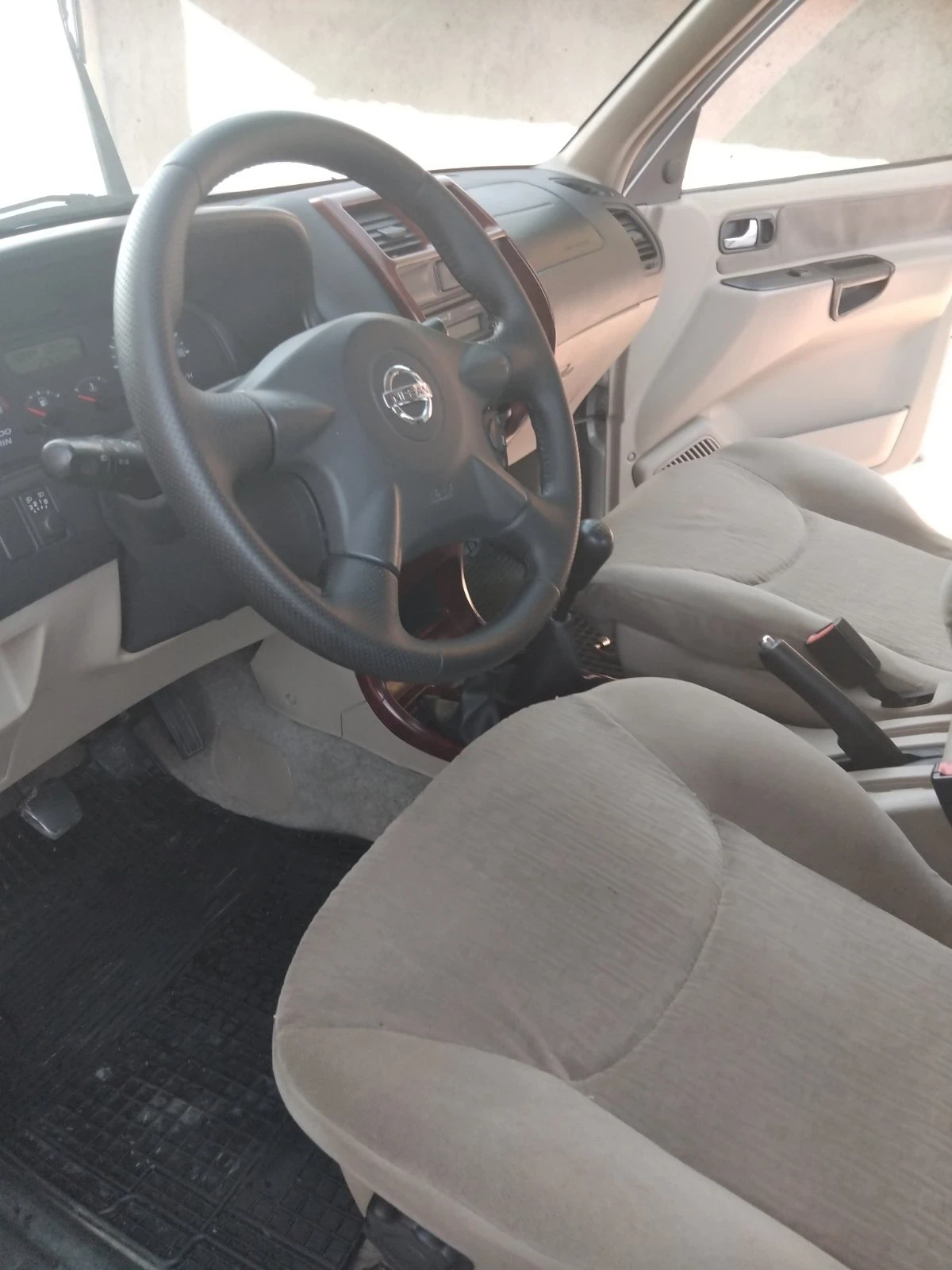 Nissan Terrano 3.0 дизел , снимка 4 - Автомобили и джипове - 56011747