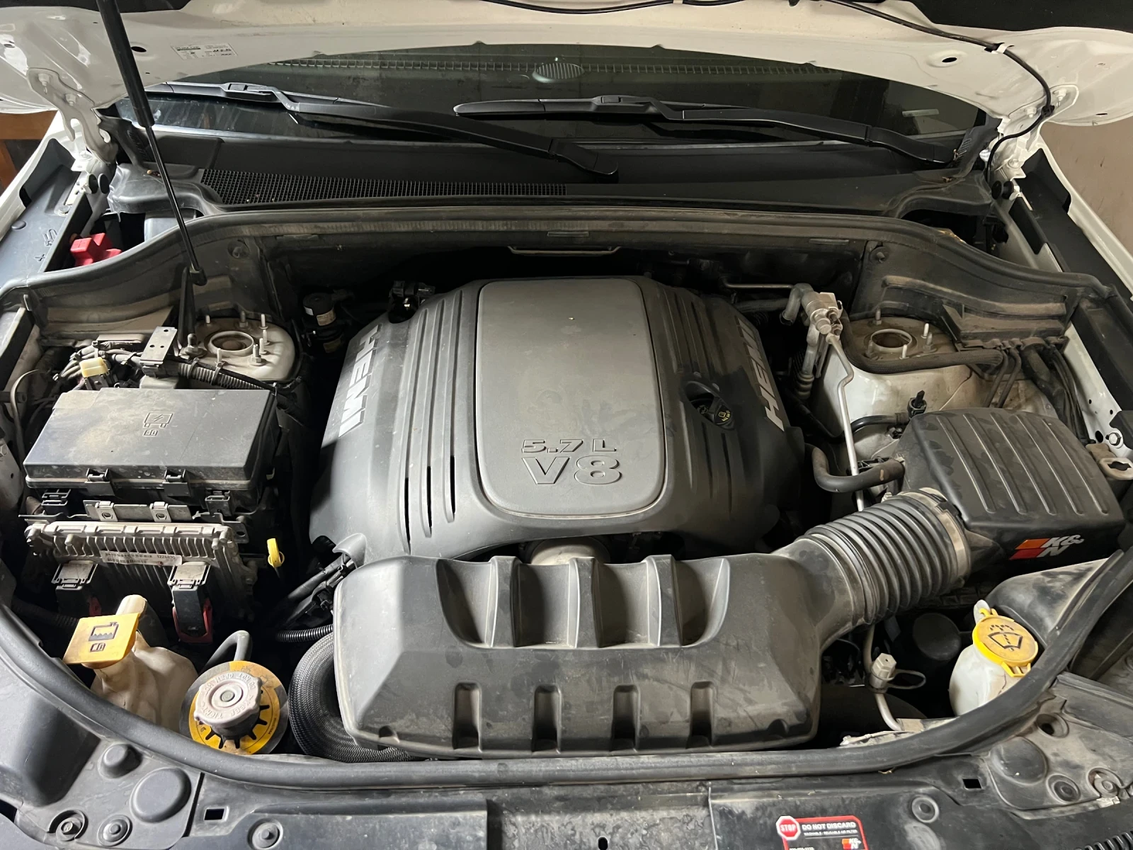 Jeep Grand cherokee 5.7 LIMITED 75th Anniversary , снимка 11 - Автомобили и джипове - 56079744