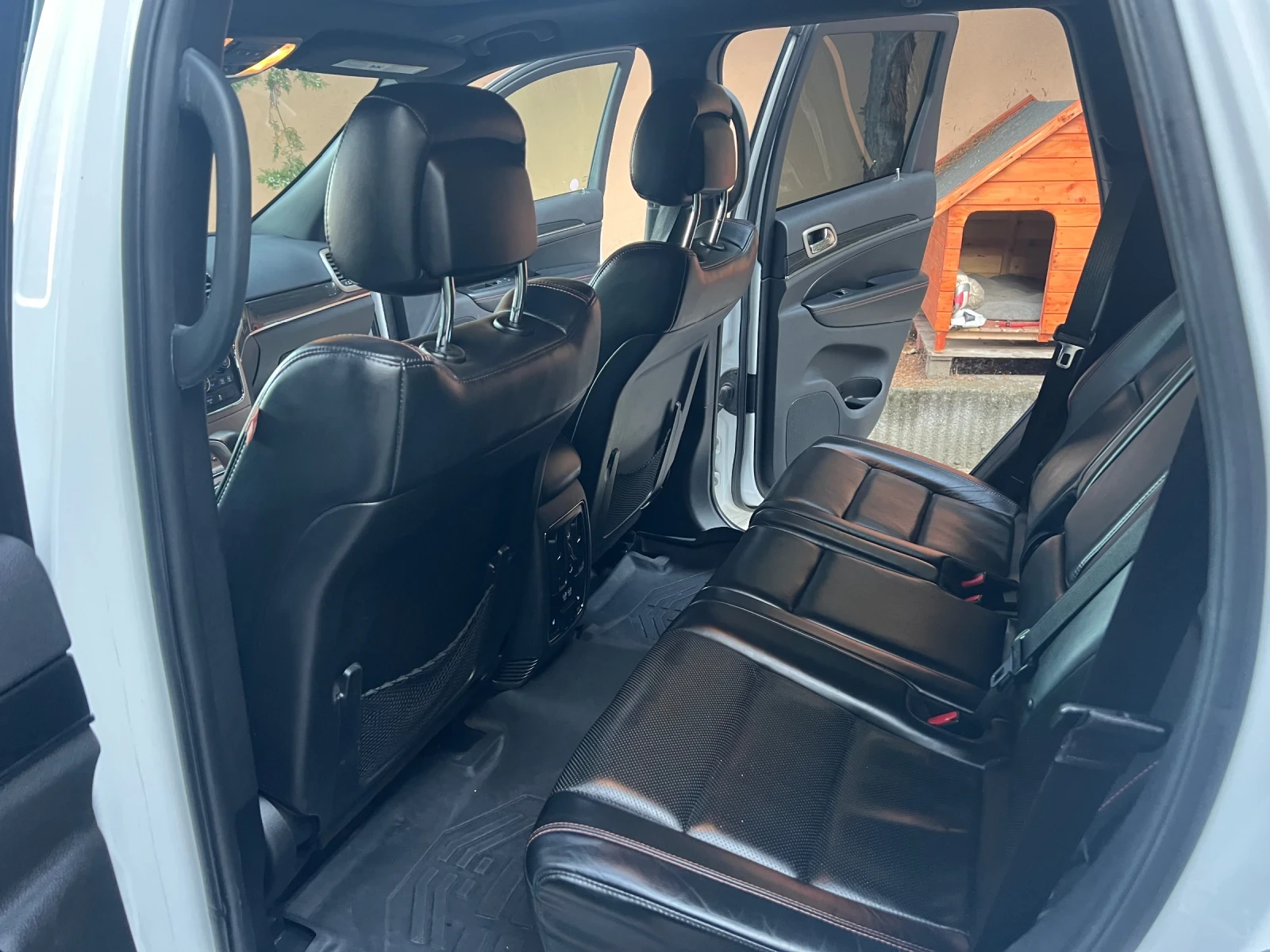 Jeep Grand cherokee 5.7 LIMITED 75th Anniversary , снимка 9 - Автомобили и джипове - 56079744