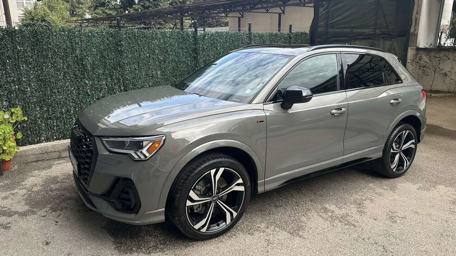 Audi Q3  S-Line-45TFSI-4x4-228 коня 