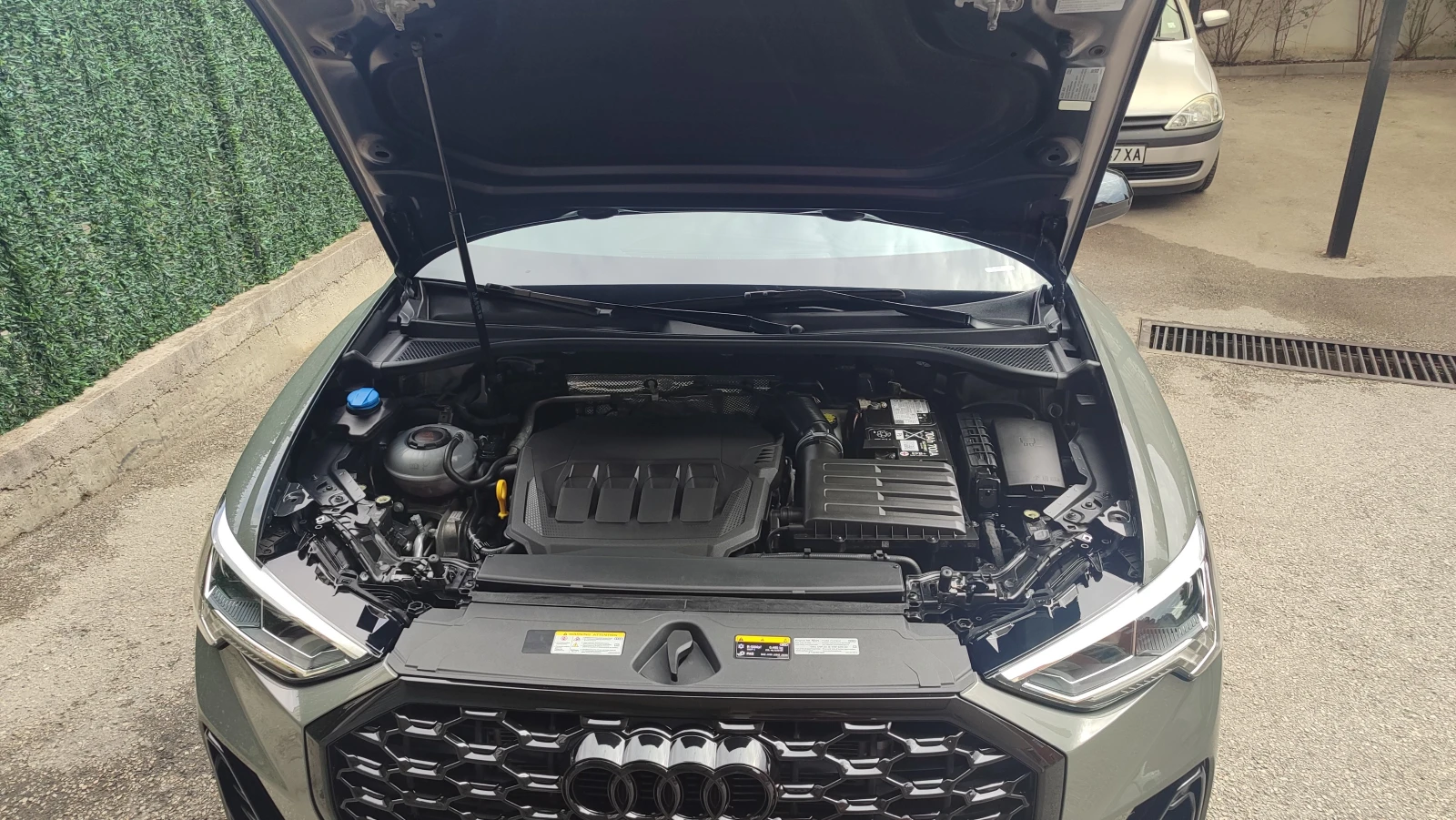 Audi Q3  S-Line-45TFSI-4x4-228 коня , снимка 13 - Автомобили и джипове - 56237685