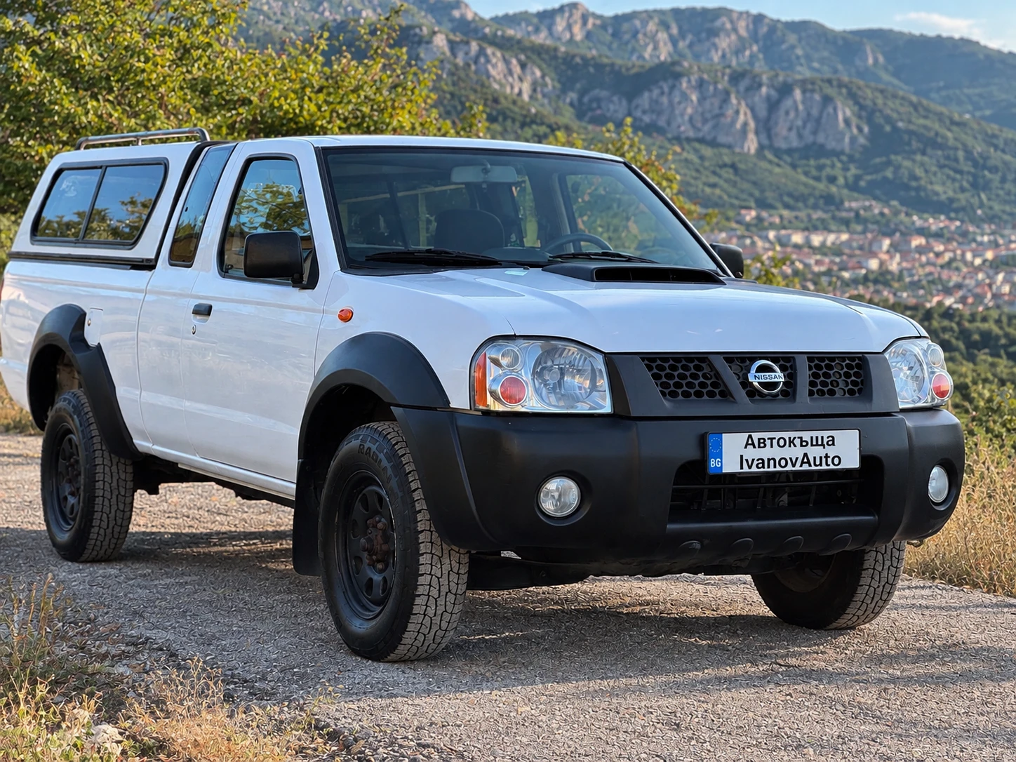 Nissan Navara 2.5TDI 4x4* KLIMATIK