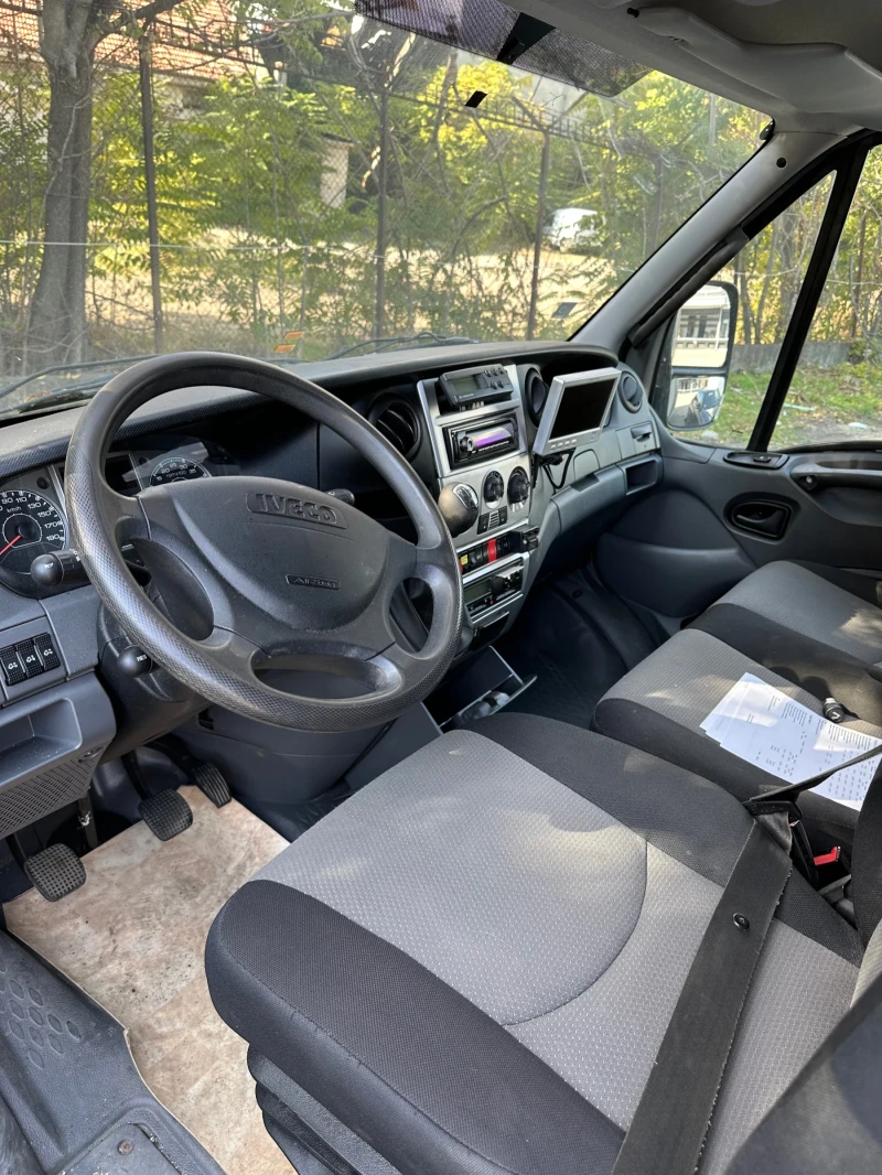 Iveco Daily 65C 3.0/Климатик+ Хладилен/Падащ Борд, снимка 8 - Бусове и автобуси - 47792011