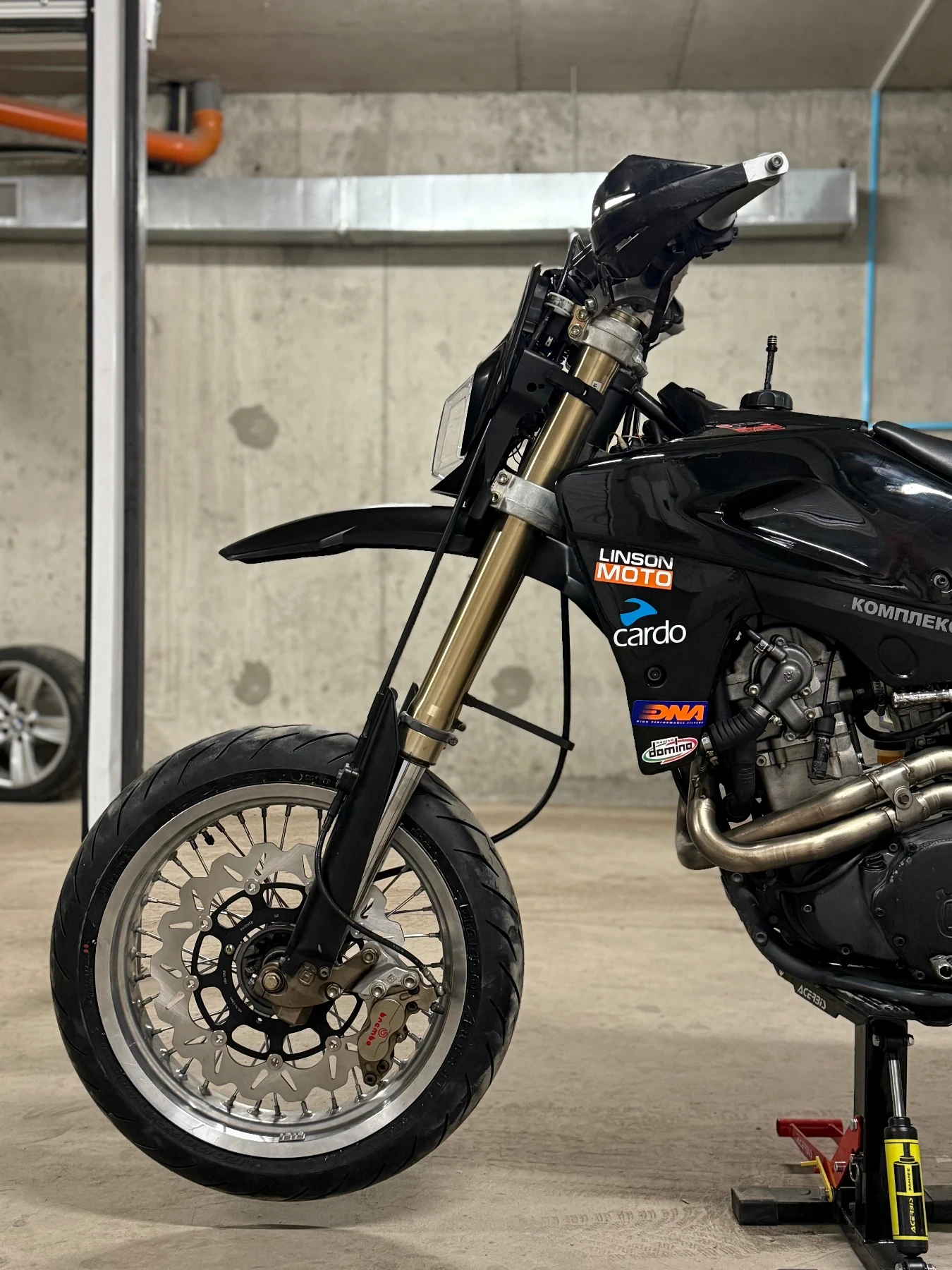 Husqvarna SM SM570R, снимка 1