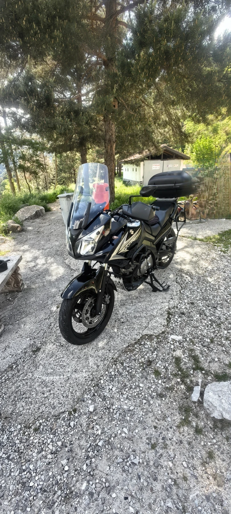 Suzuki V-strom 650
