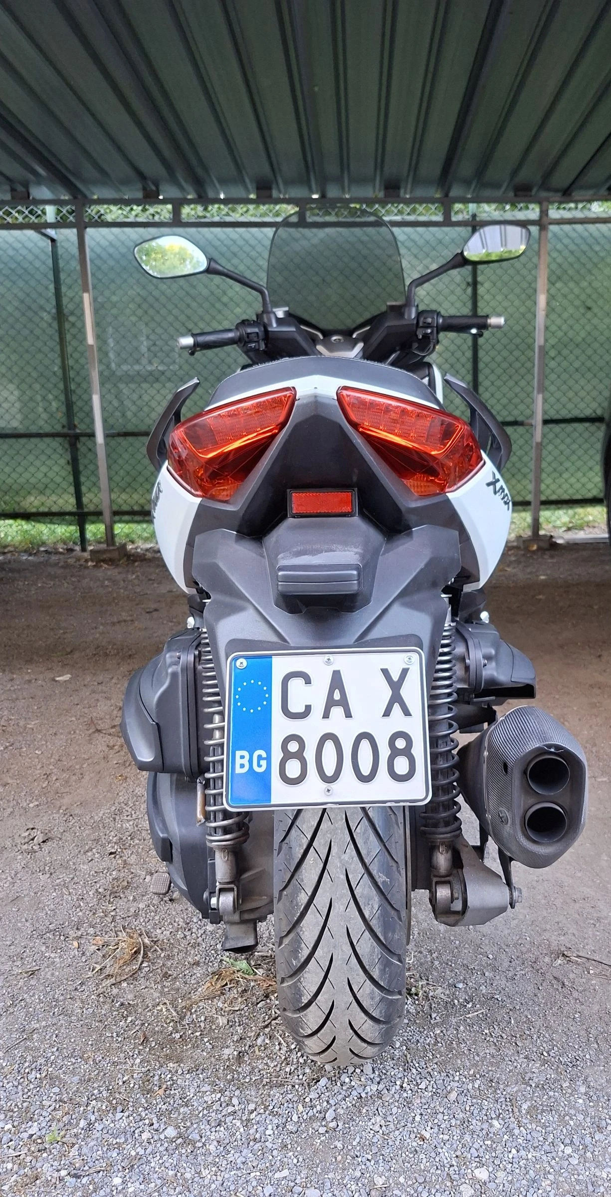 Yamaha X-max 400..AKRAPOViC, снимка 5 - Мотоциклети и мототехника - 55291901
