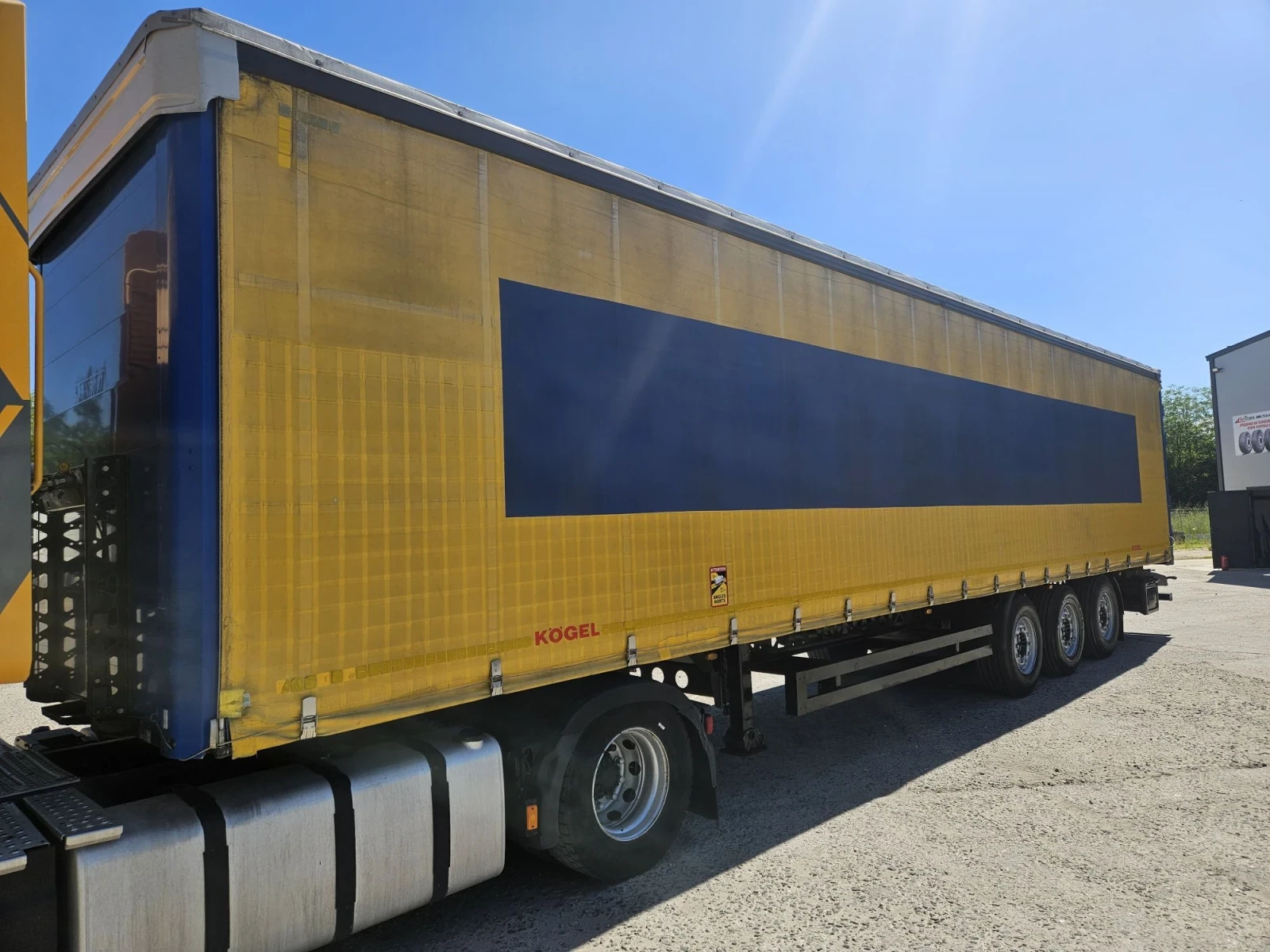 Полуремарке Koegel НАЕМ! ЛИЗИНГ! ПРОДАЖБА! ТАРА 5500кг., снимка 4 - Ремаркета - 55672136