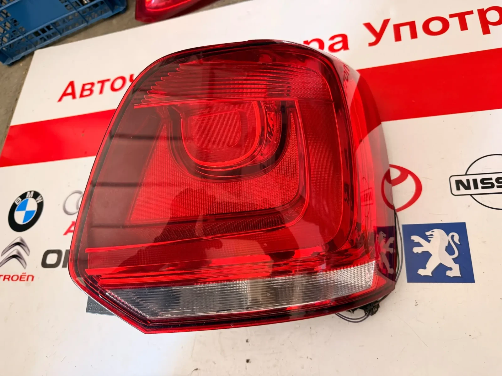 6R0945096 Десен стоп  VW Polo 2012  6R0945096