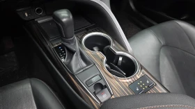 Toyota Camry 2.5 * ПОДГРЕВ * ПАНОРАМА * КАМЕРА, снимка 9