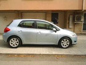 Toyota Auris 2.0 D-4D 126 k.c., снимка 3