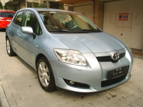 Toyota Auris 2.0 D-4D 126 k.c., снимка 1