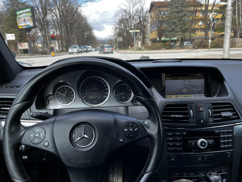 Mercedes-Benz E 250 CGI, снимка 9 - Автомобили и джипове - 45852513