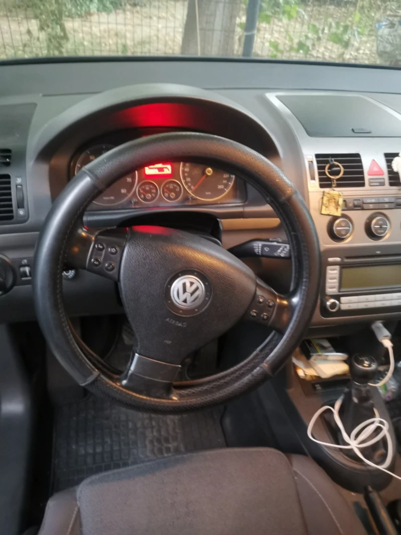 VW Touran FACELIFT, снимка 4 - Автомобили и джипове - 47184941