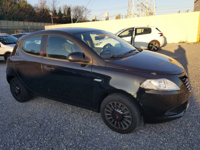 Lancia Ypsilon Platinum Euro 5B, снимка 1 - Автомобили и джипове - 48574306