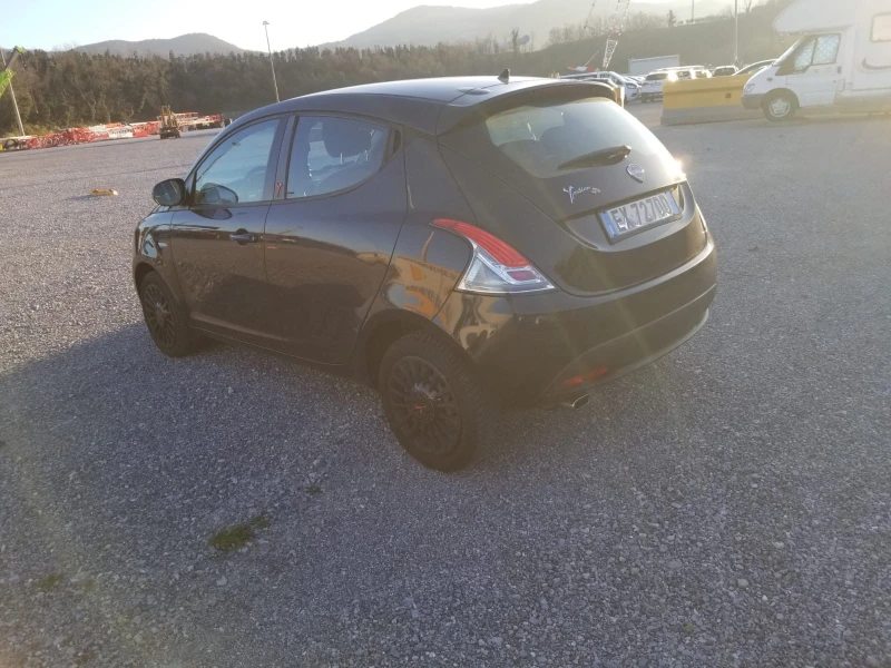 Lancia Ypsilon Platinum Euro 5B, снимка 4 - Автомобили и джипове - 48574306