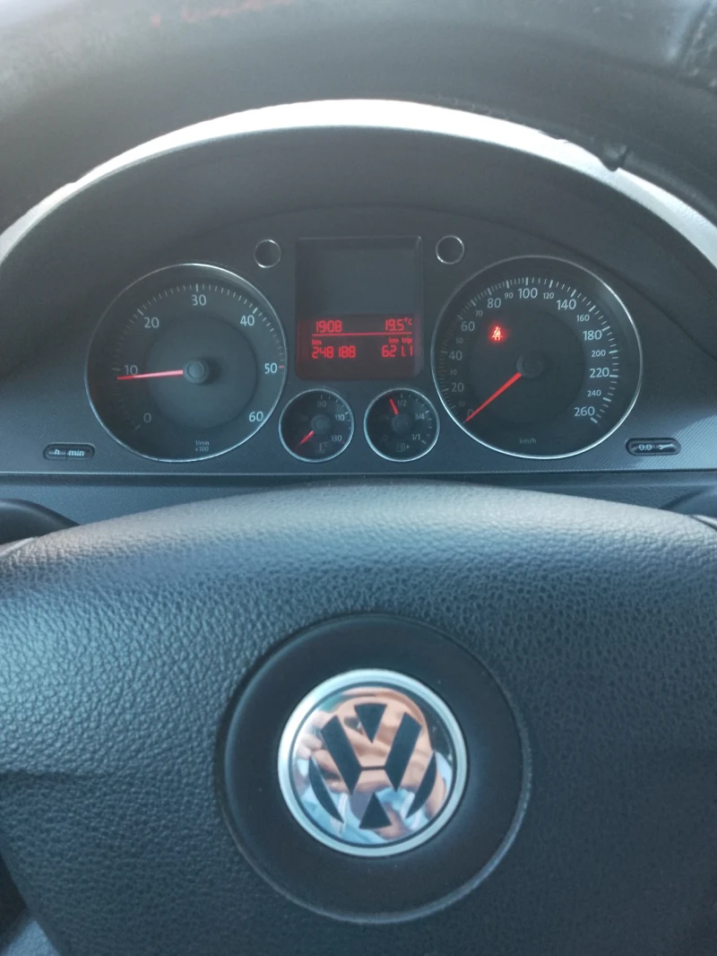 VW Passat, снимка 9 - Автомобили и джипове - 52556742