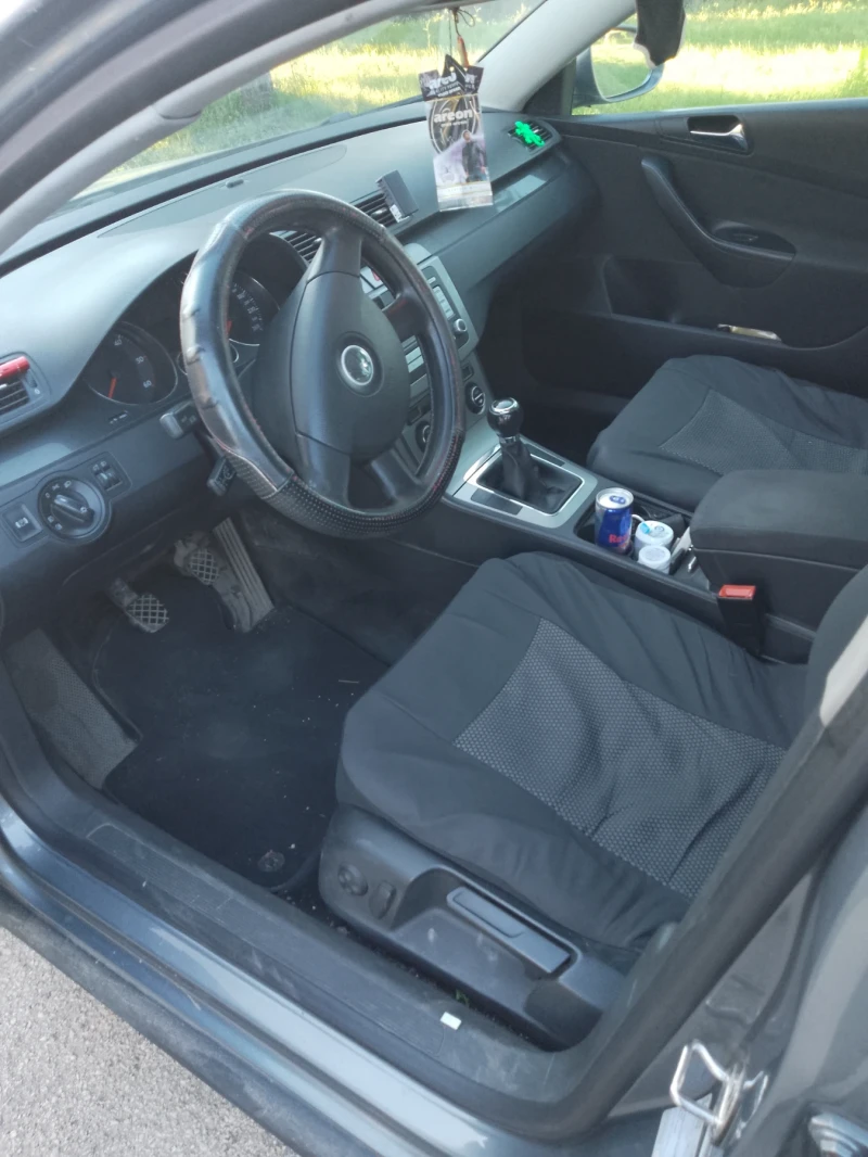 VW Passat, снимка 8 - Автомобили и джипове - 52556742