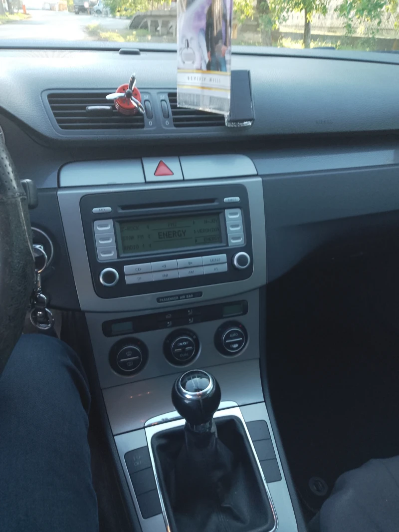VW Passat, снимка 10 - Автомобили и джипове - 52556742