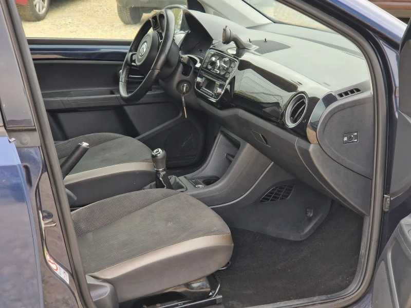 VW Up 1.0 EURO 5, снимка 4 - Автомобили и джипове - 51835290