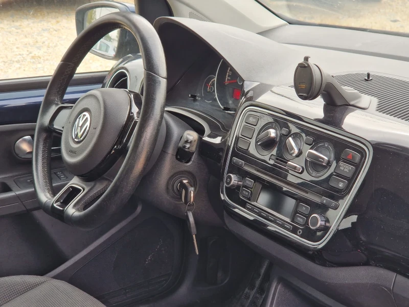 VW Up 1.0 EURO 5, снимка 5 - Автомобили и джипове - 51835290