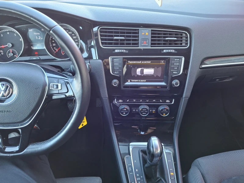 VW Golf 1.4 Бензин  150кс. FEIS, снимка 13 - Автомобили и джипове - 52176152