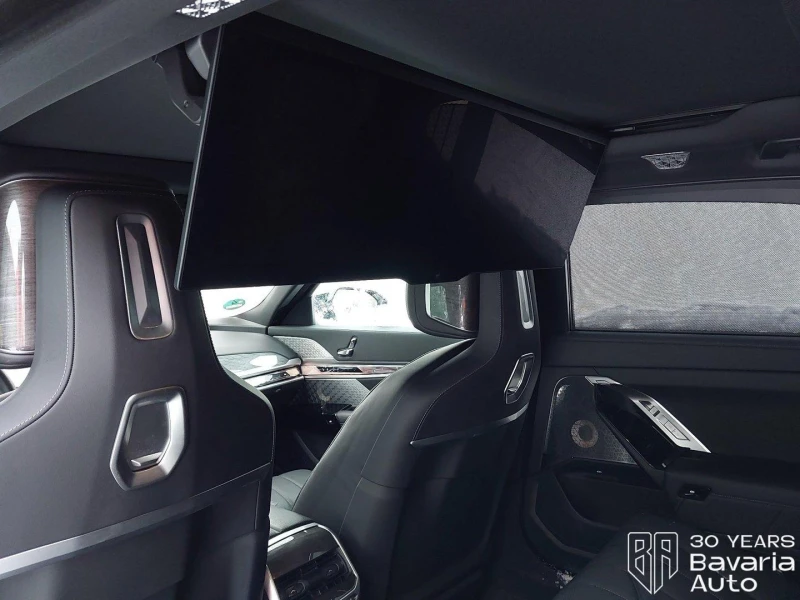 BMW i7 M70 xDrive , снимка 10 - Автомобили и джипове - 53287546