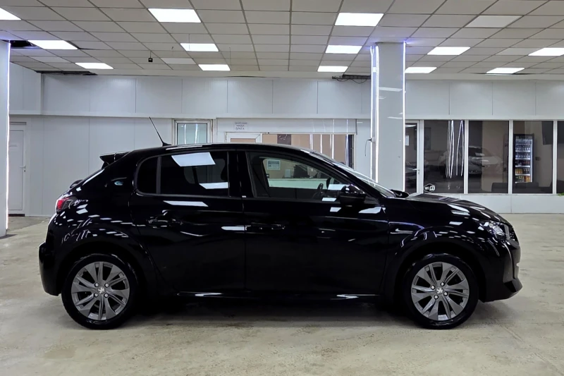 Peugeot 208 Allure/Virtual/Navi/Kamera, снимка 2 - Автомобили и джипове - 53499693