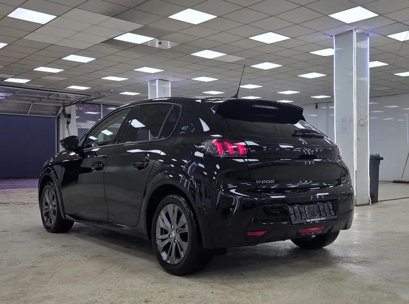 Peugeot 208 Allure/Virtual/Navi/Kamera, снимка 4 - Автомобили и джипове - 53499693
