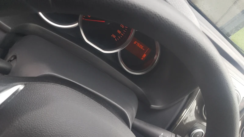 Dacia Sandero 1.0i-12м.2020г., снимка 7 - Автомобили и джипове - 53509679