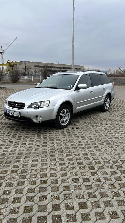 Subaru Outback, снимка 3 - Автомобили и джипове - 49144596