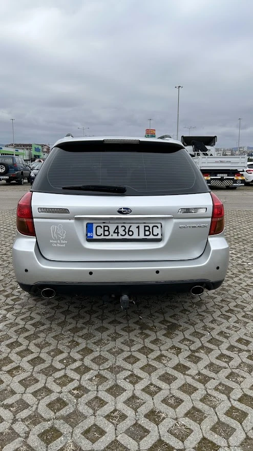 Subaru Outback, снимка 4 - Автомобили и джипове - 49144596