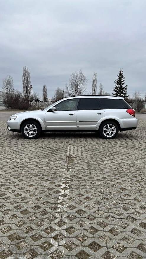 Subaru Outback, снимка 8 - Автомобили и джипове - 49144596