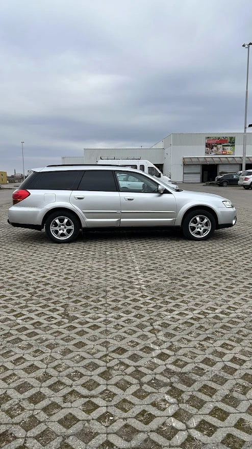 Subaru Outback, снимка 7 - Автомобили и джипове - 49144596