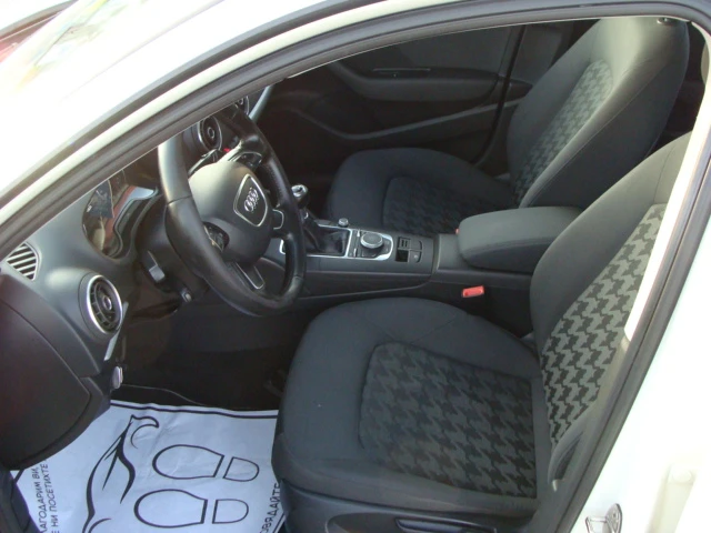 Audi A3 1.6 sportback, снимка 9 - Автомобили и джипове - 55099576