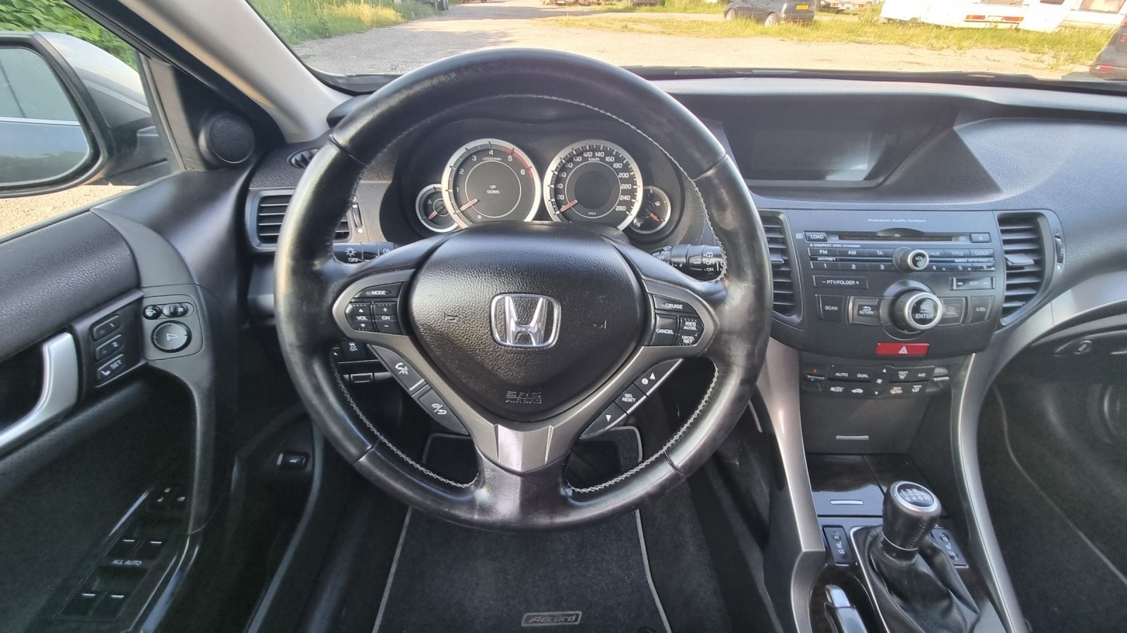 Honda Accord 2.2 Facelift - изображение 9