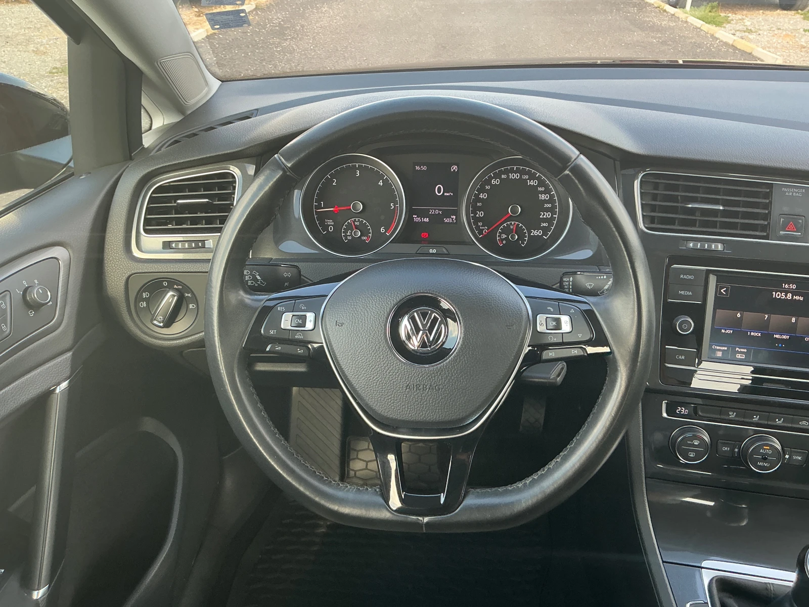 VW Golf 1.6 TDI - изображение 10