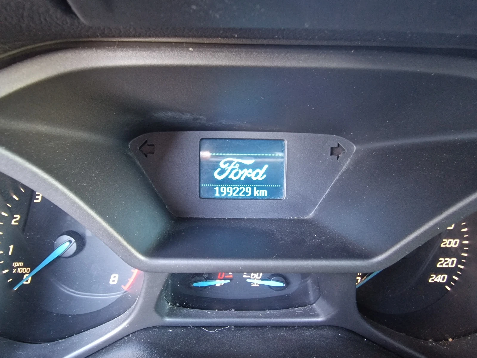 Ford Connect 1.0 EcoBoost - изображение 10