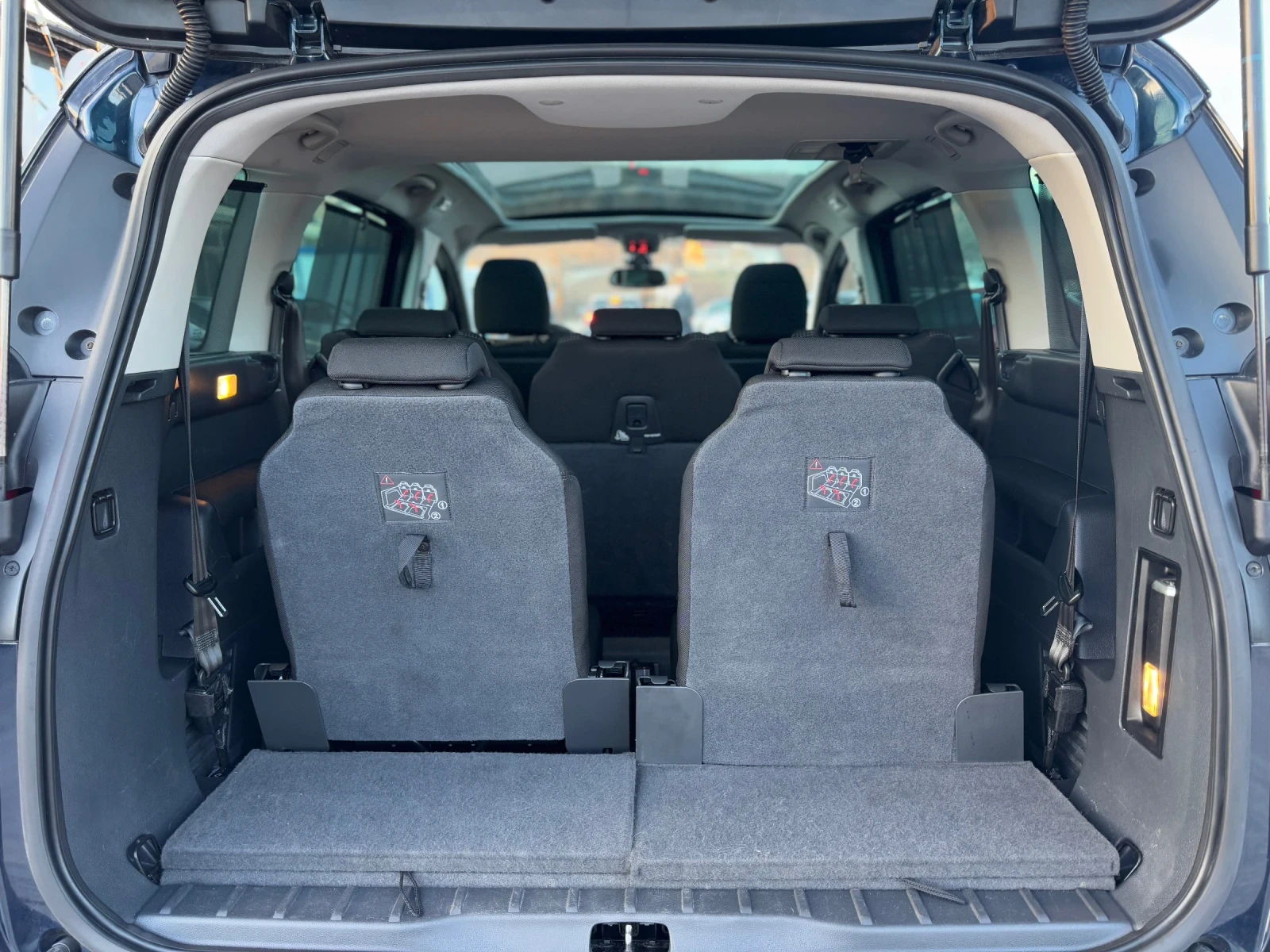 Peugeot 5008 1.6i 156кс АВТОМАТИК ПАНОРАМА ДИСТРОНИК Head-Up  | Mobile.bg — изображение 13