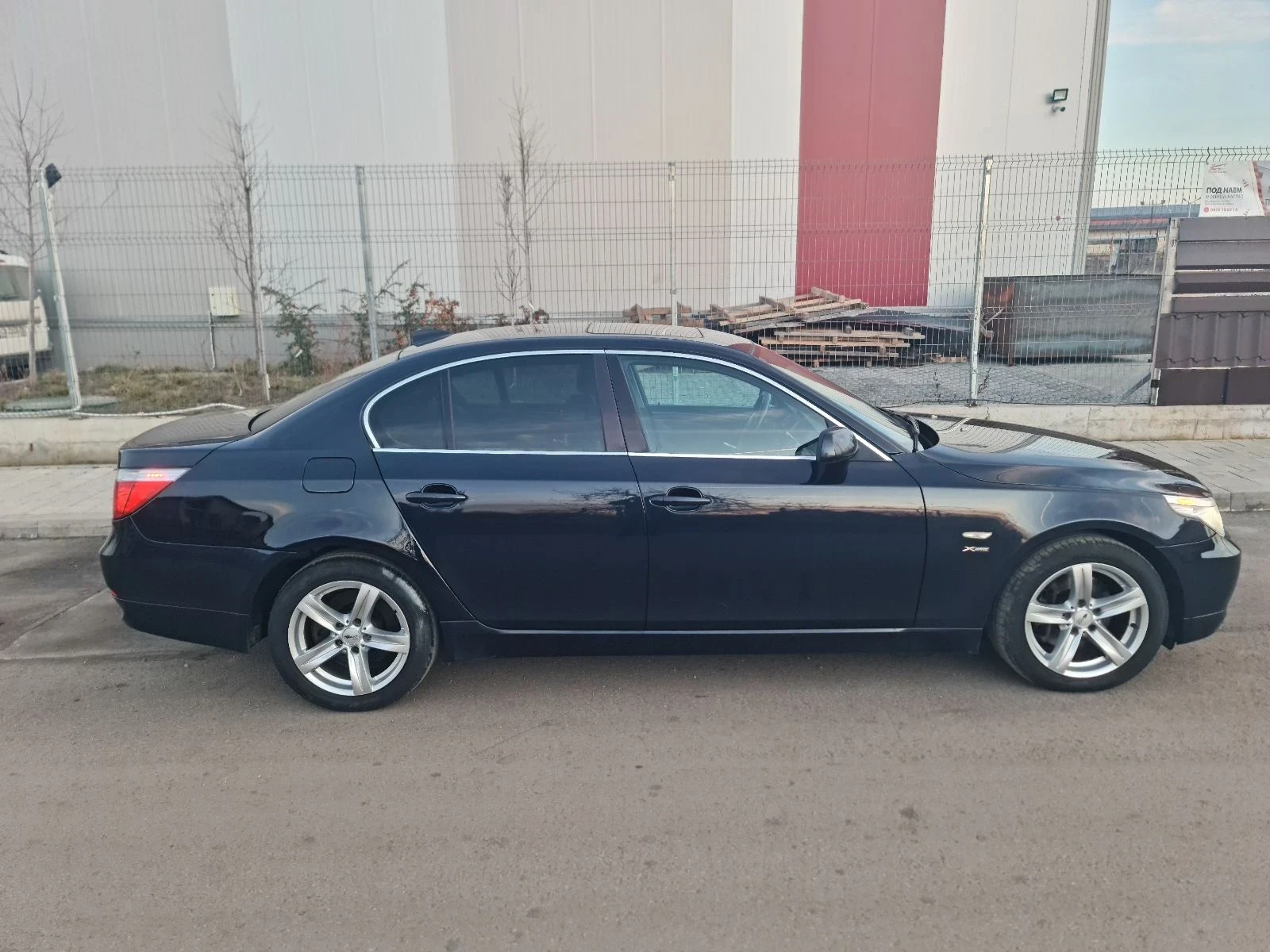 BMW 530 Седан X-DRIVE - изображение 7