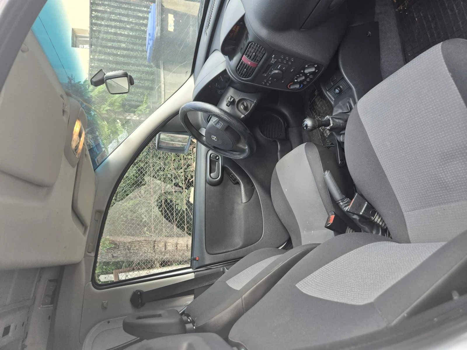 Opel Combo 1.3 дизел  - изображение 8