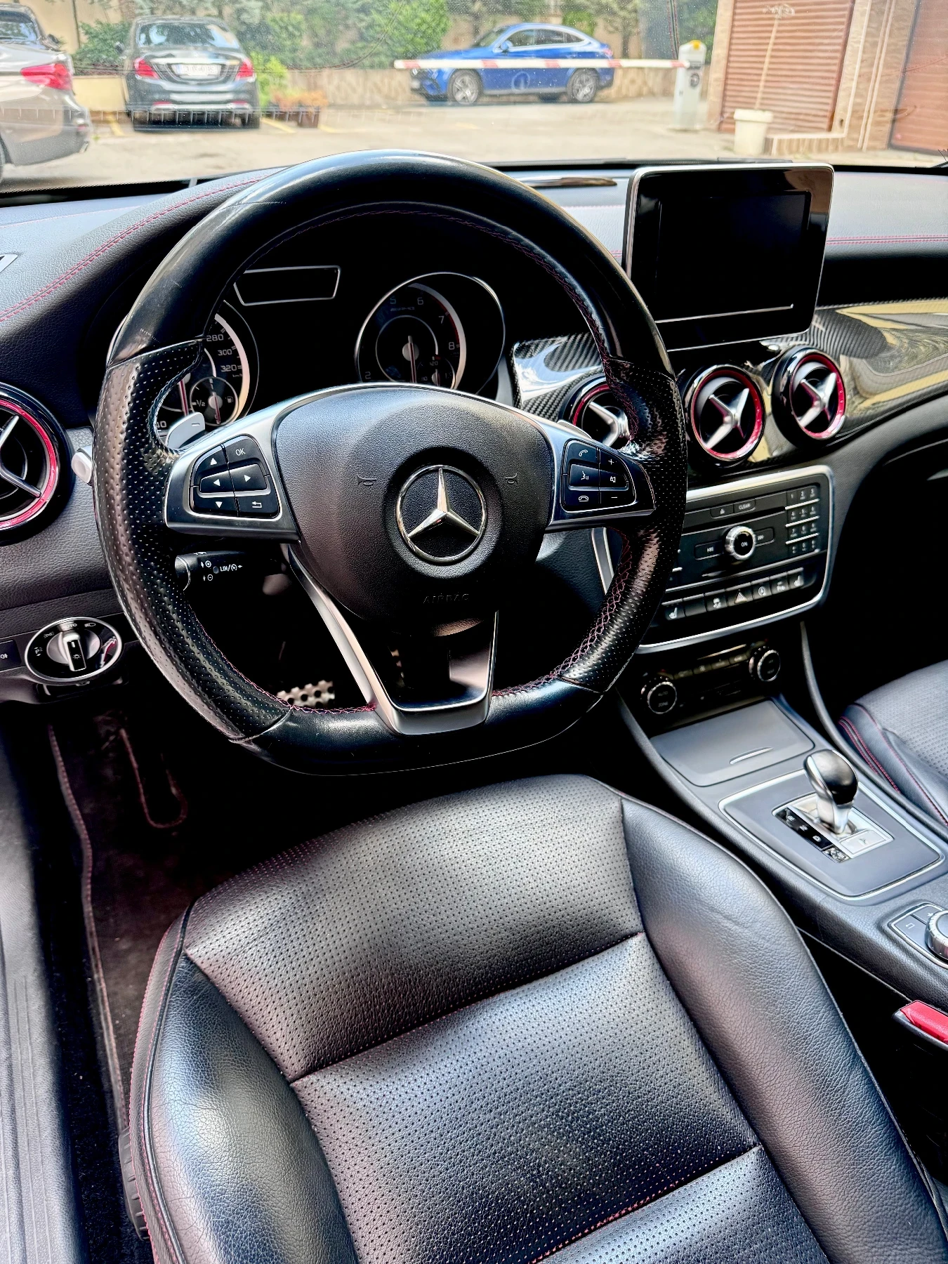 Mercedes-Benz CLA 45 AMG  - изображение 6