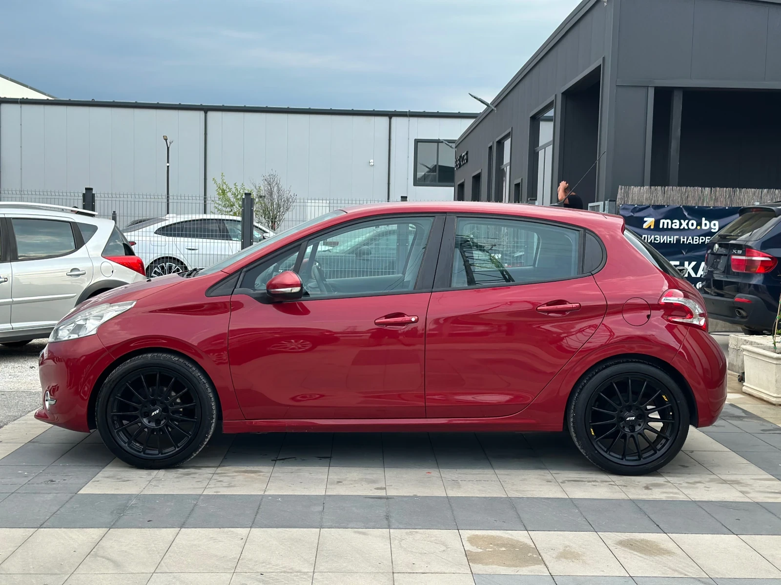 Peugeot 208 * 1.2i* НАВИГАЦИЯ*  - изображение 6