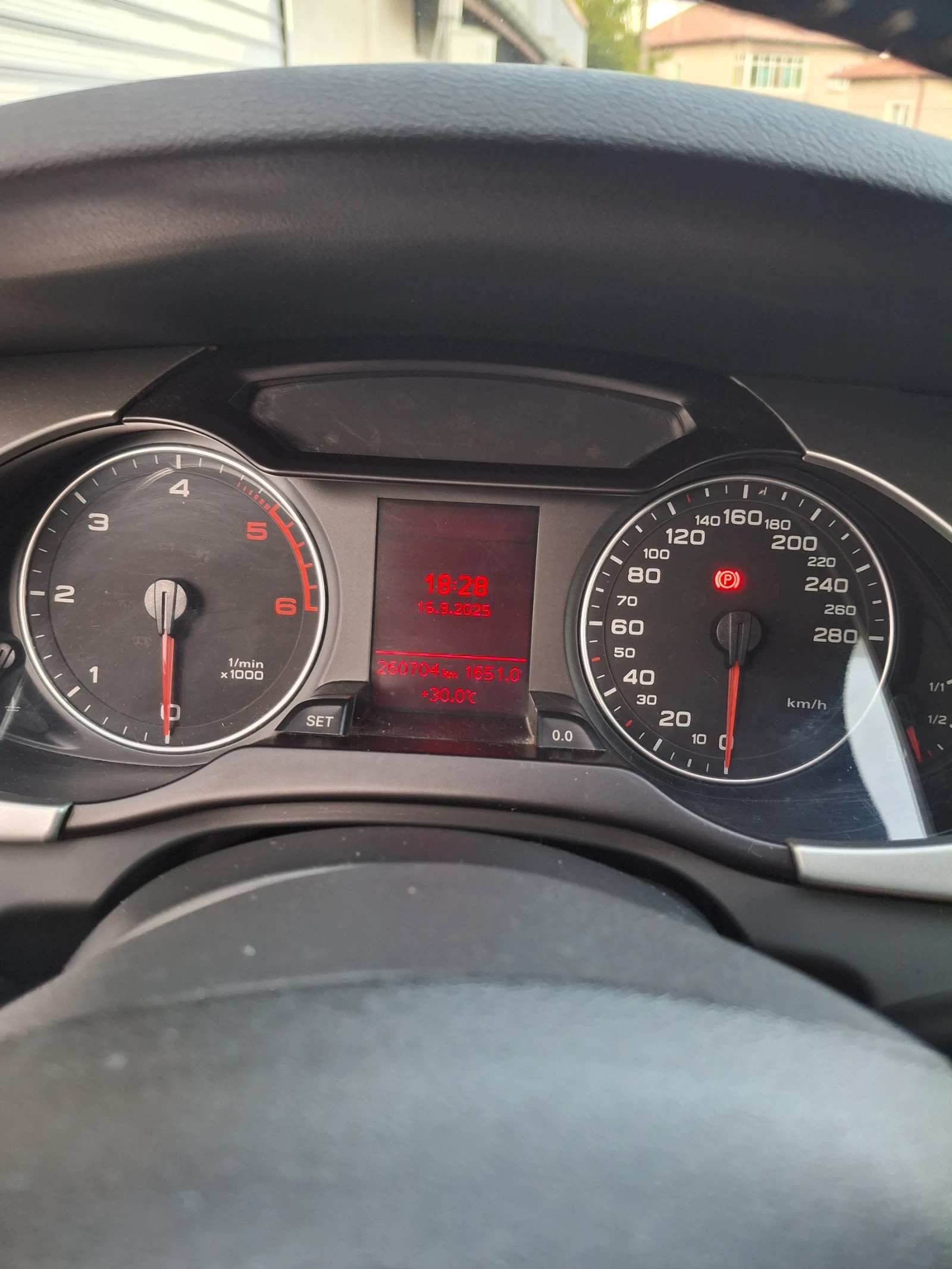 Audi A4 | Mobile.bg   11