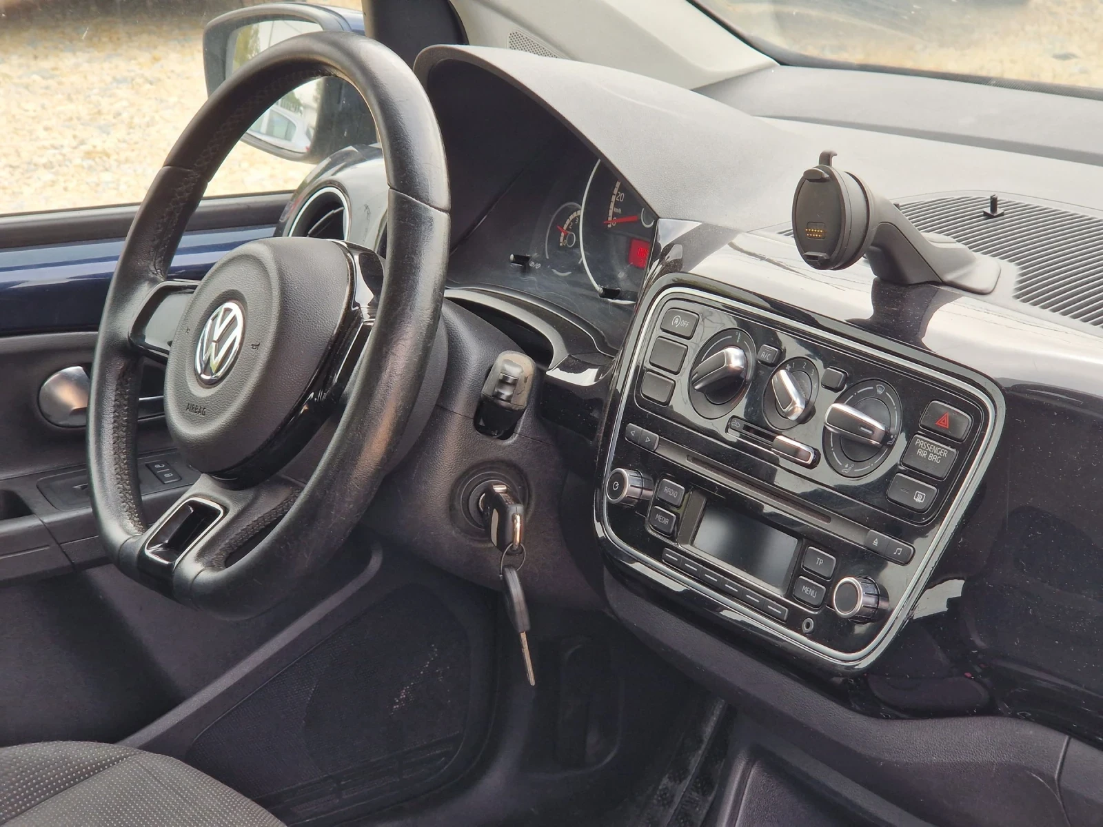 VW Up 1.0 EURO 5 - изображение 4
