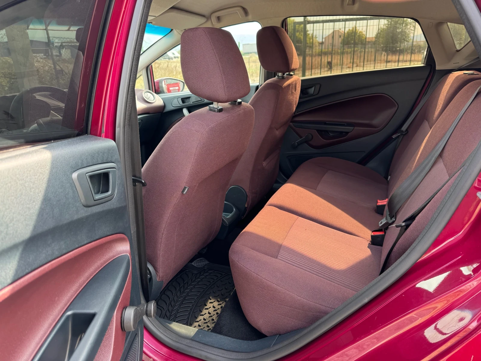 Ford Fiesta 1.6 TDCI  | Mobile.bg   14