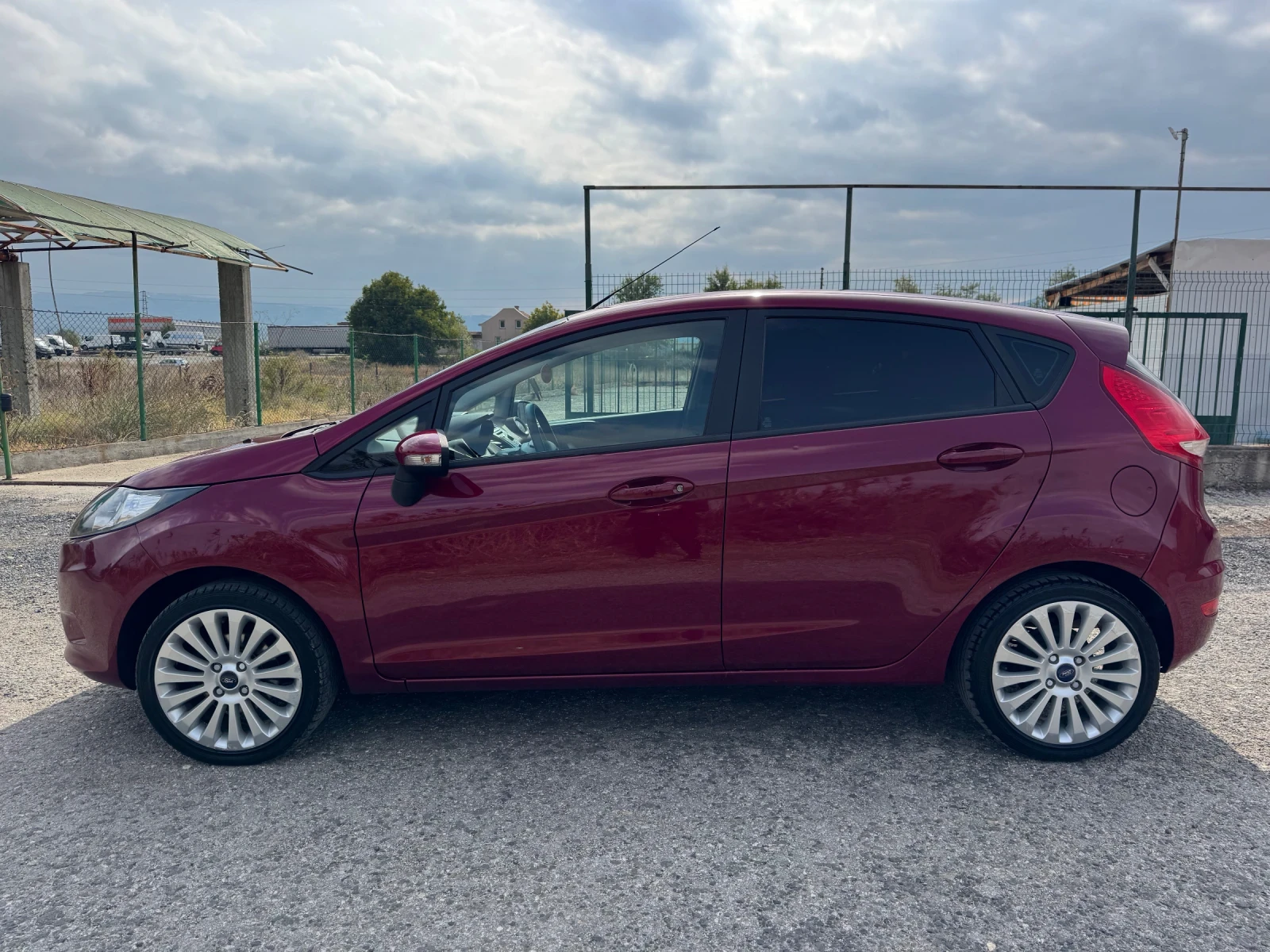 Ford Fiesta 1.6 TDCI  - изображение 6