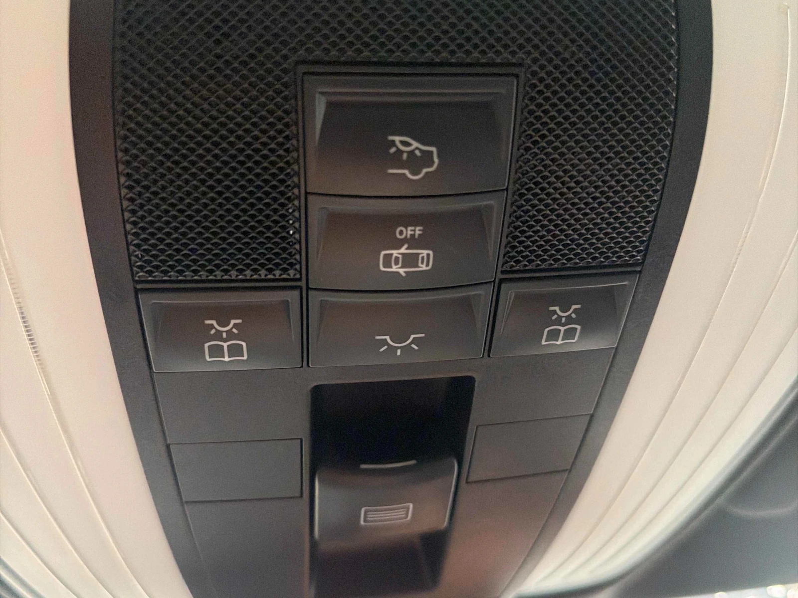 Mercedes-Benz CLS 500 4MATIC * * CARFAX * *   * *  | Mobile.bg   13