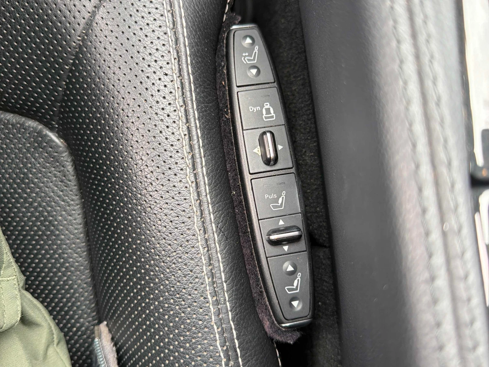 Mercedes-Benz CLS 500 4MATIC * * CARFAX * *   * *  | Mobile.bg   11