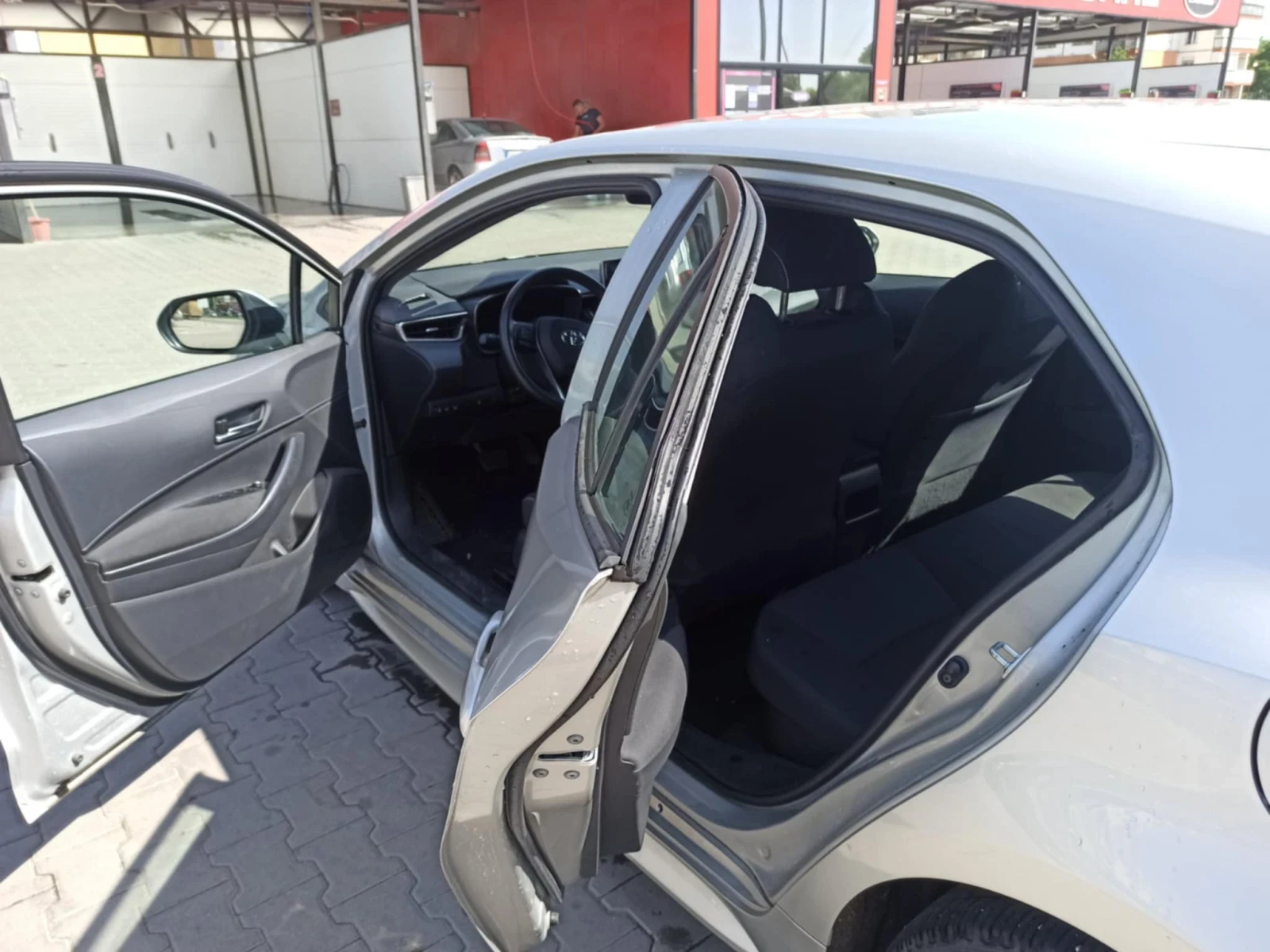 Toyota Corolla, снимка 8 - Автомобили и джипове - 53796632