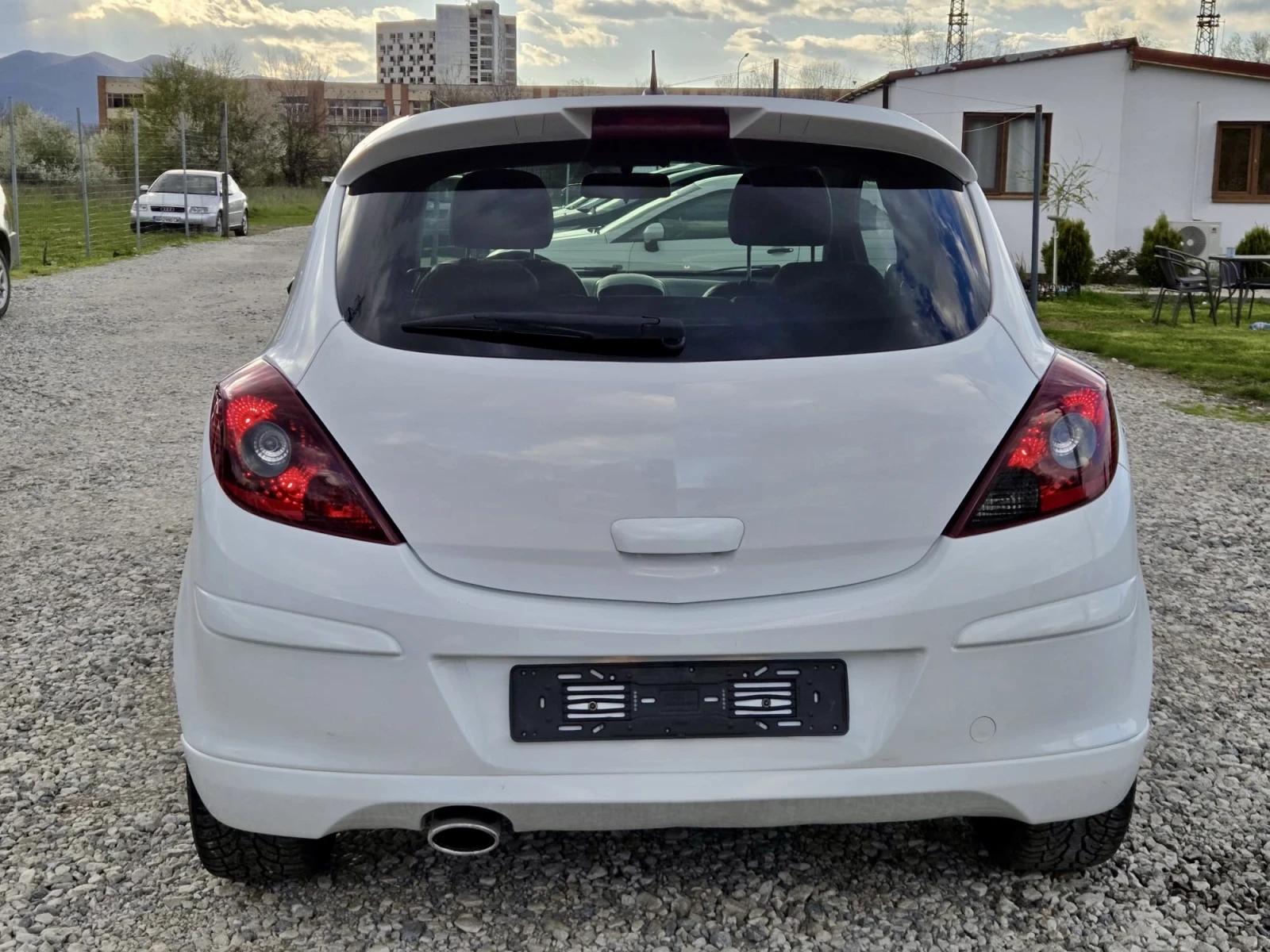Opel Corsa 1.3 CDTI OPC 6 скорости ИТАЛИЯ, снимка 8 - Автомобили и джипове - 54151585